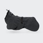 PAIKKA Visibility Raincoat Dark á hundi